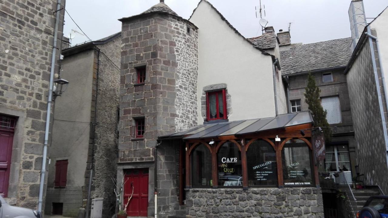 Le Bouddha Besse Besse-et-Saint-Anastaise Exterior foto